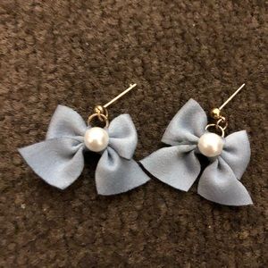 Blue ribbon earrings